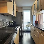 Joli 3p Avec Terrasse Et Garage Proche Centre *